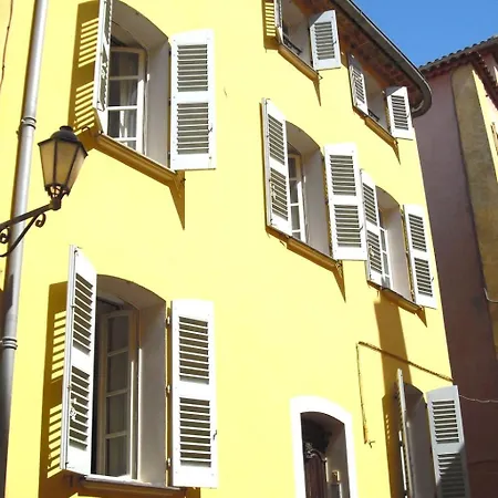 Authentisches Im Herzen Des Dorfes By Interhome Daire *