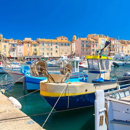 Daire Authentisches Im Herzen Des Dorfes By Interhome Saint-Tropez
