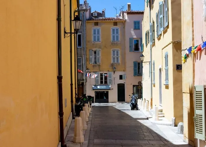 Authentisches Im Herzen Des Dorfes By Interhome *